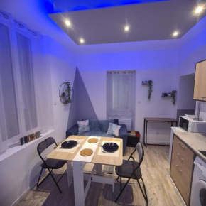 Très joli appartement 2 pièces, centre-ville